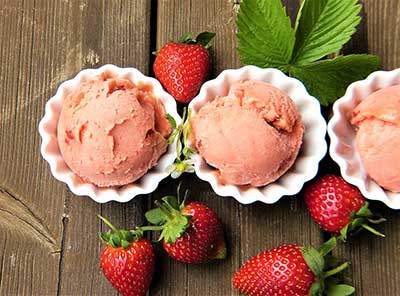 ice cream sundaes